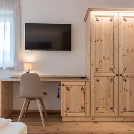 Hotel B&B Feldmessner Brunico Eksteriør billede