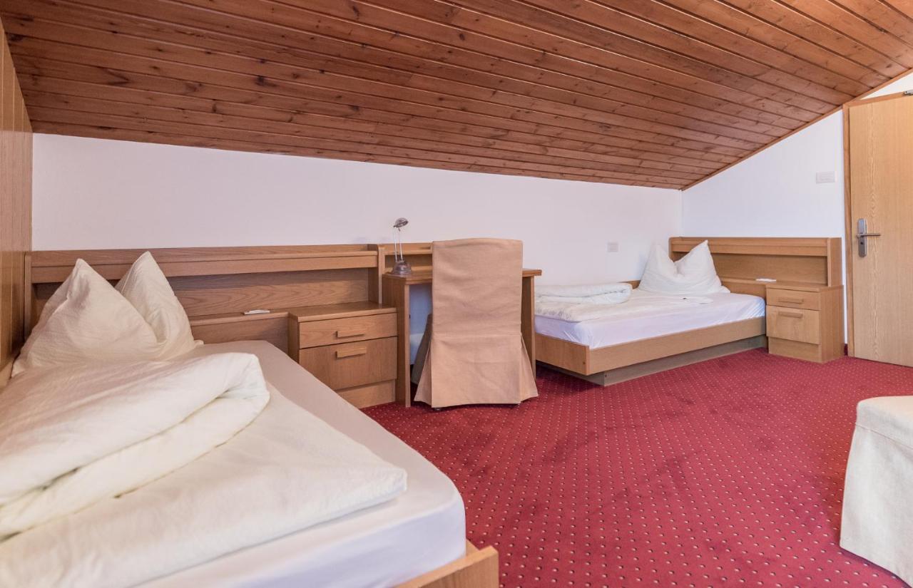Hotel B&B Feldmessner Brunico Eksteriør billede